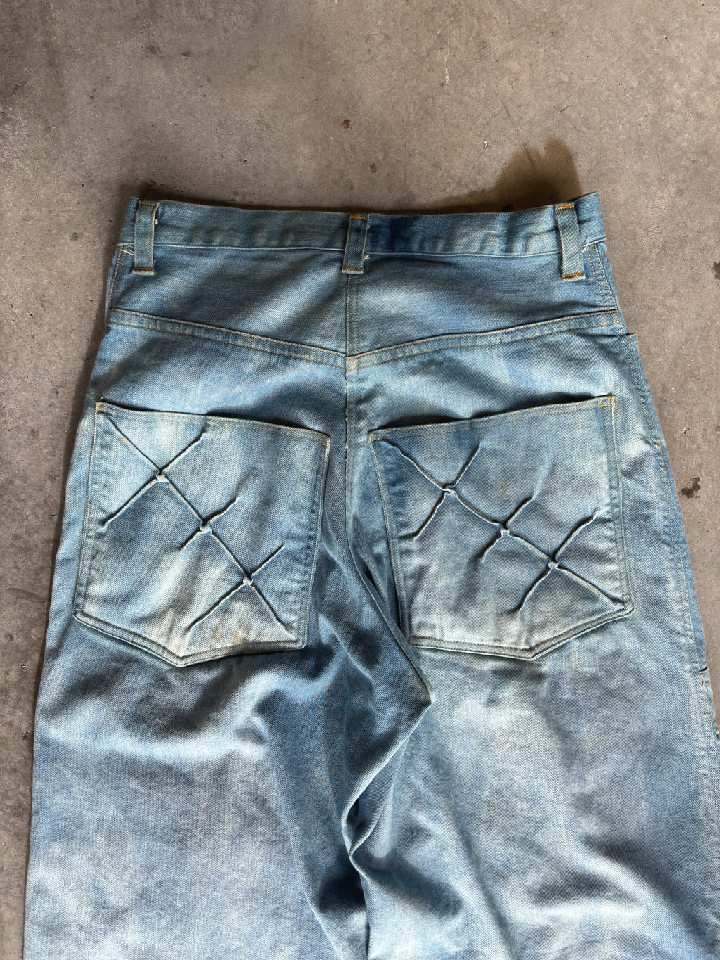 SCALES LIGHT WASH DOUBLE KNEES