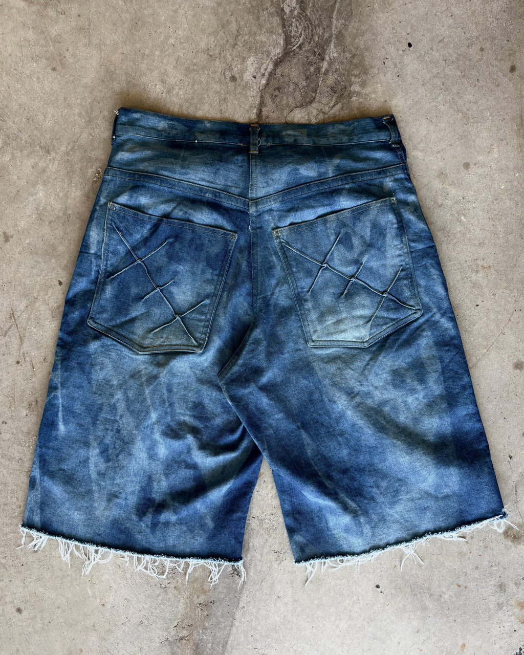 SCALES ACIDIC WASH DOUBLE KNEE JORTS