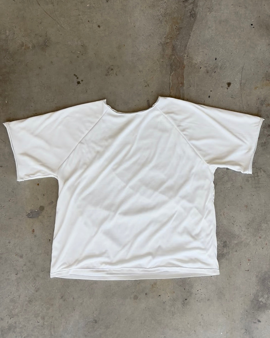 SCALES REVERSIBLE TEE